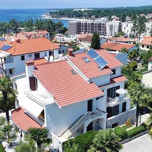 https://apartments-mina-porec.in-istria.net