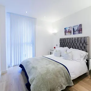 exclusive-tower-bridge-apartment.cambridgehotelsuk.com/